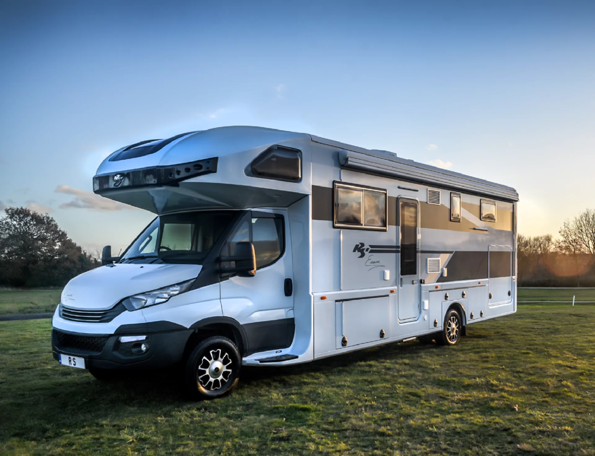RV-Motorhome.webp