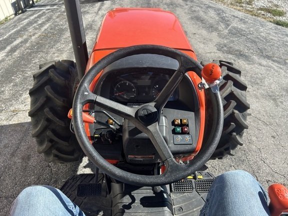 Used-2022-Kubota-M6060-Tractor_5.jpg